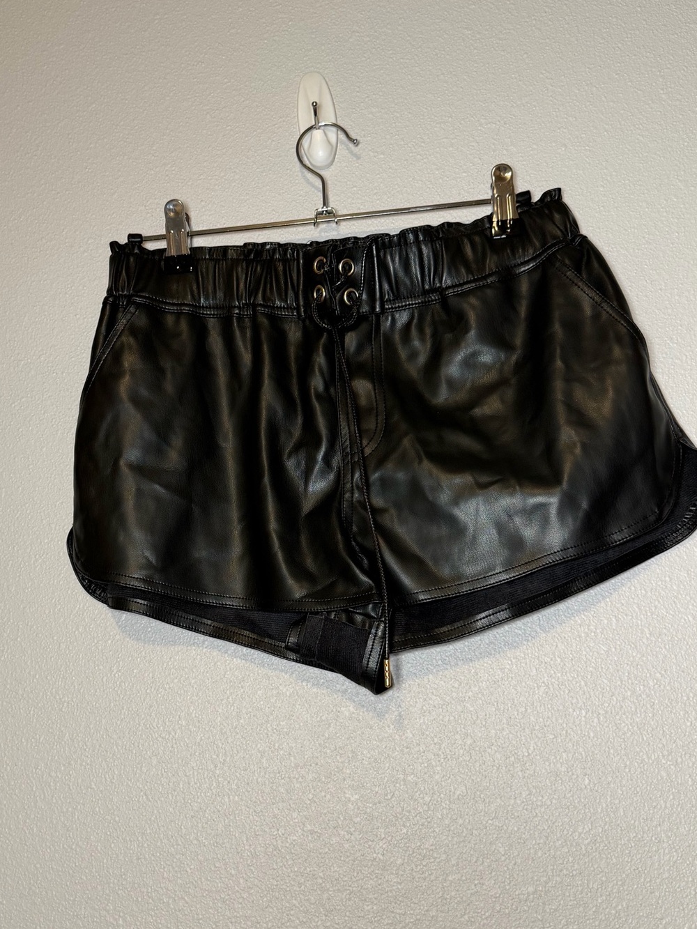 Forever 21 faux leather lace up shorts medium